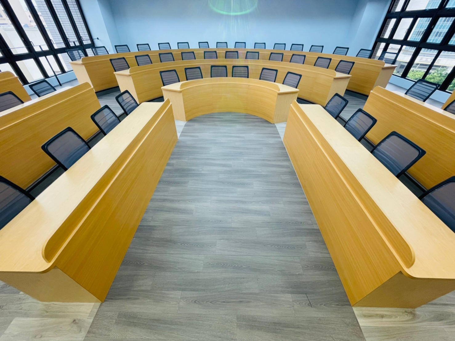 [校本部] 學思樓 F501哈佛講堂 圖片3